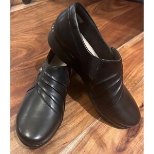 Clarks Women's 7 Hope Roxanne Black Slip-on Loafers Brand NIB